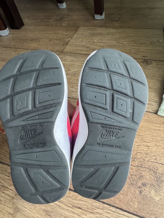 Дитячі кросівки nike, устілка 14-14.5 см, розмір 22-23