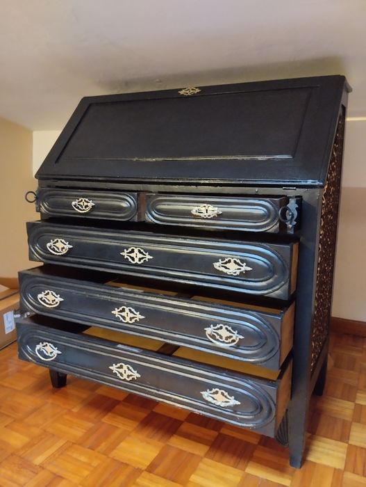 Peça Antiga Secretaria restaurada