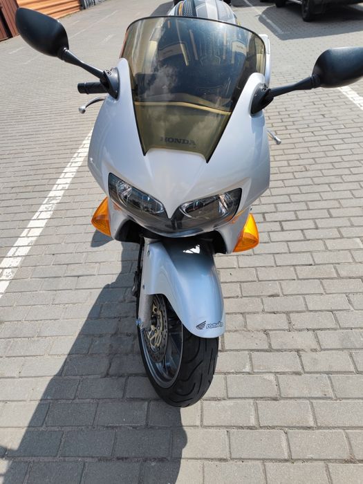 Мотоцикл Honda VFR 800