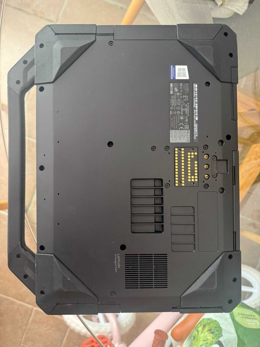 Portátil DELL 5414 RUGGED | i7-6600U | 16GB | 256GB | 14' FullHD Touch