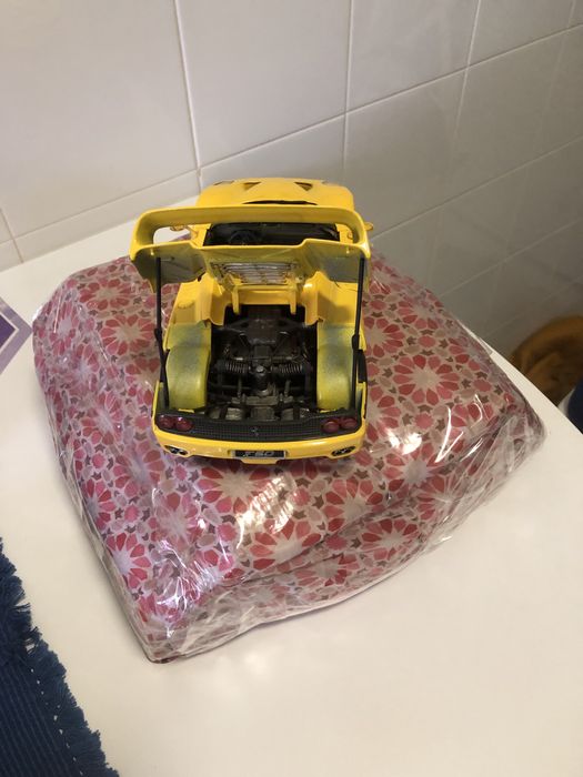 Carro de coleção Ferrari.