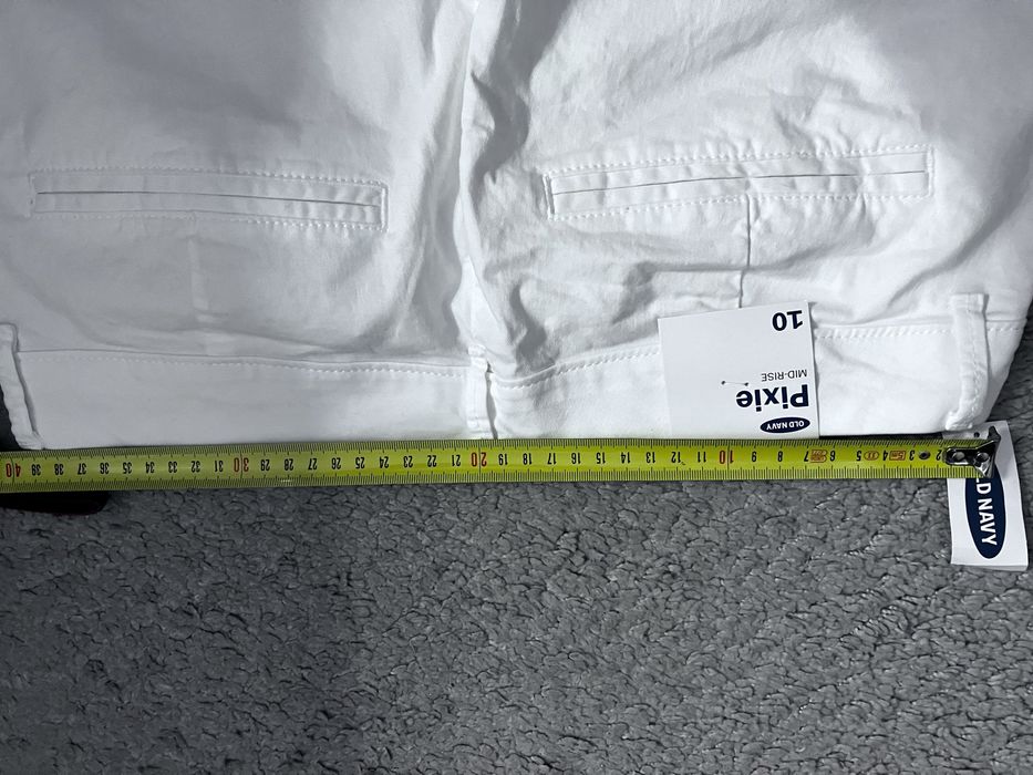 Нові білі брюки Old Navy