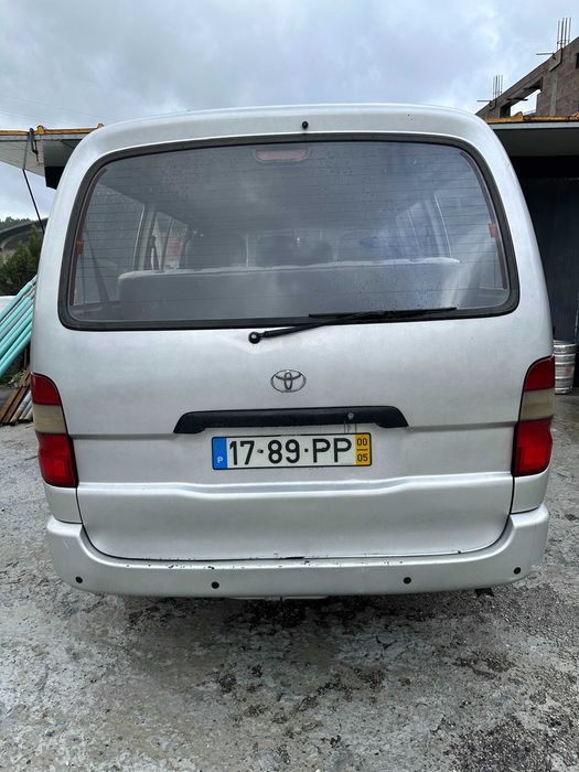 Toyota Hiace 9 lugares