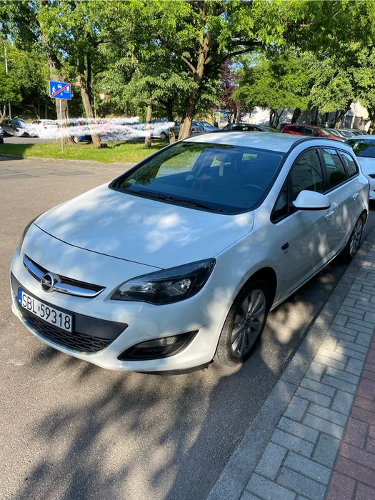 Wynajem/ wypożyczenie samochodu. Opel Asta J 1.7 Diesel