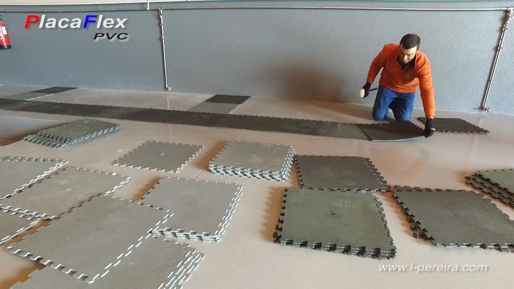 Pavimentos em PVC para interiores de encaixes rápidos