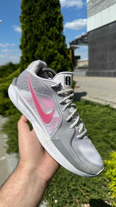 #0276 Nike Sabrina 2 [US 8 | 26 cm]