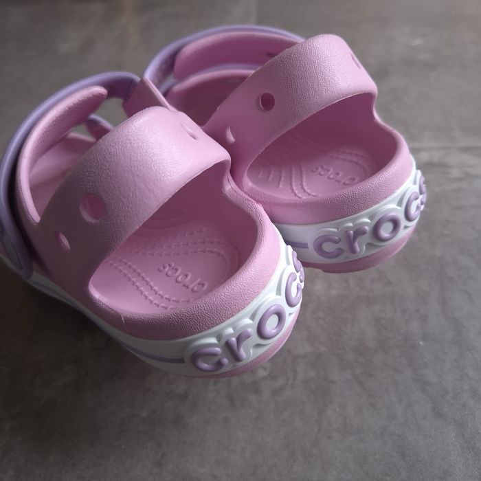 Нові сандалі Crocs розмір C8. крокси 24 25 босоніжки босоножки сандали рожеві