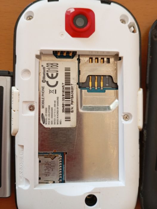 Samsung model GT 3650 działa