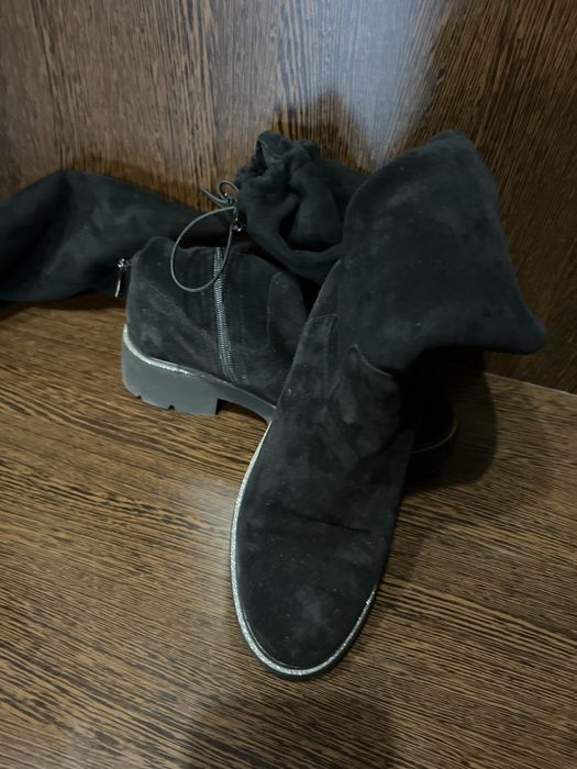 Чоботи високі замшеві
