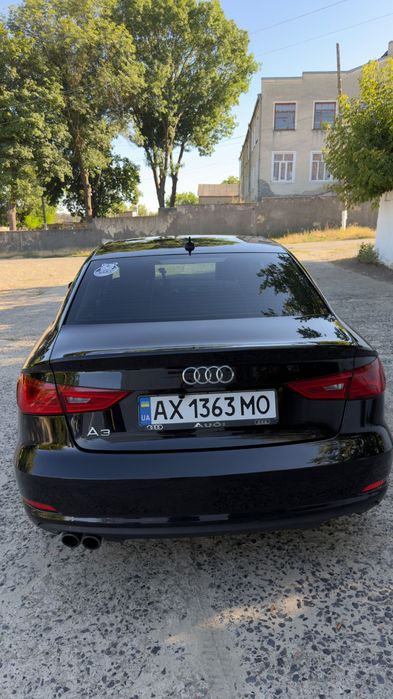 Автомобіль Ауді
