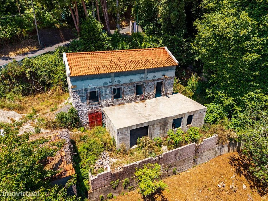 Moradia T3+1 em construção na Camacha | Oportunidade de investimento