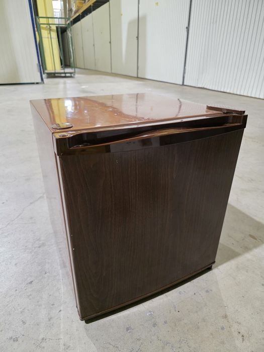 Frigobar LG 46L  GC-051SNB