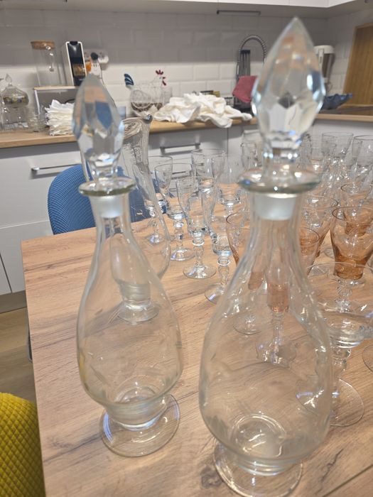 Serviço de cristal como novo