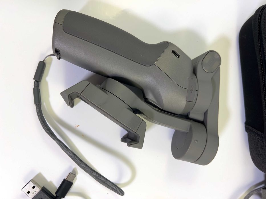 DJI Osmo Mobile 3 Combo – estabilizador Gimbal de 3 eixos