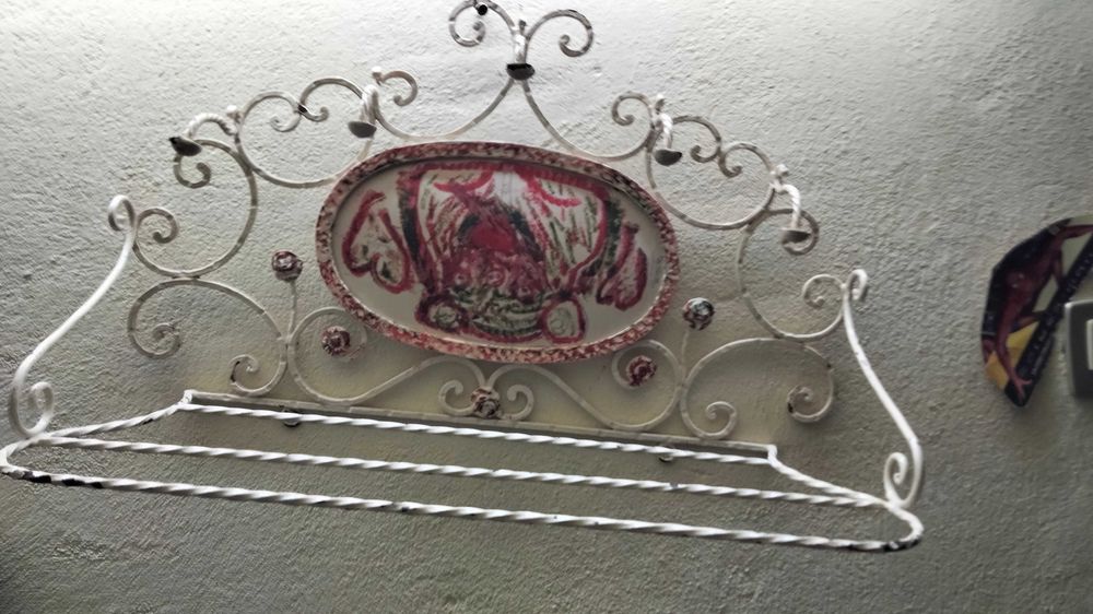 Suporte de entrada para pendurar roupa