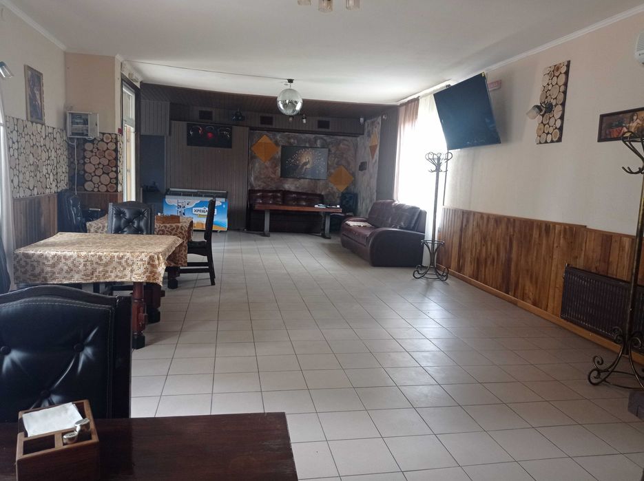 Сдается в аренду действующее кафе-бар "Золотой Гриль" (Лески)