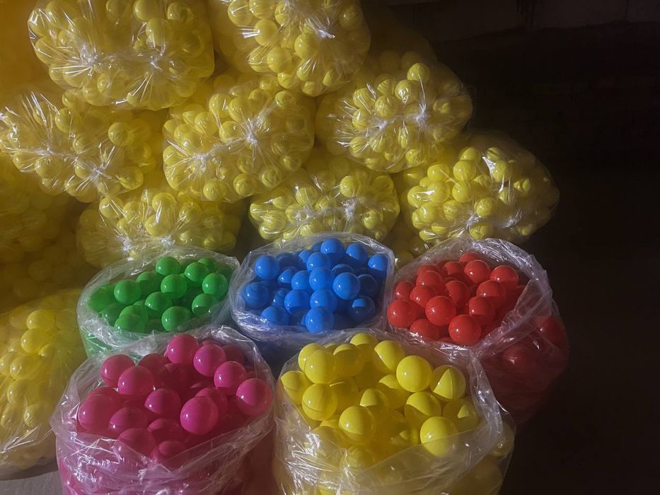Кульки. Шарики для сухого бассейна. Мячики. 3,10 грн./шт.
