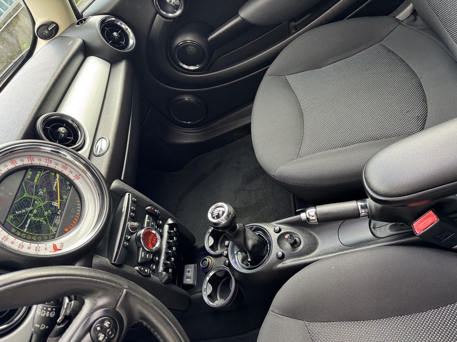 Mini Cooper 1.6 D motor N47 Gps Teto impecavel