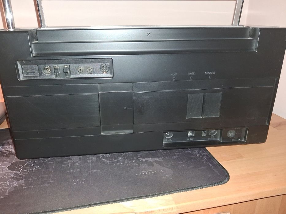 Продам радіо GRUNDIG SATELLIT 600