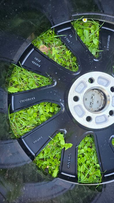 FELGI VOLVO XC90/XC60 21" 5 V Spoke Black/Diamond Cut PROSTE stan BDB