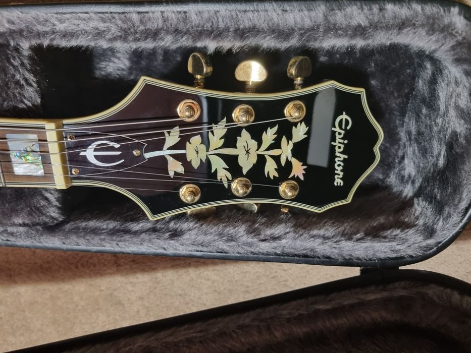 Epiphone Sheraton Pro II com hard case