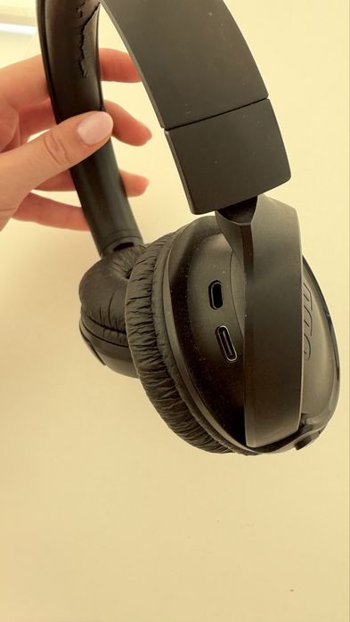 Навушники JBL безпровідні