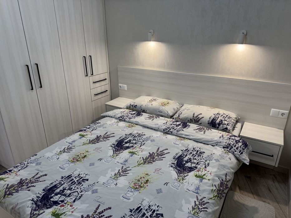 Квартира подобово (посуточно) Sleep & Flight