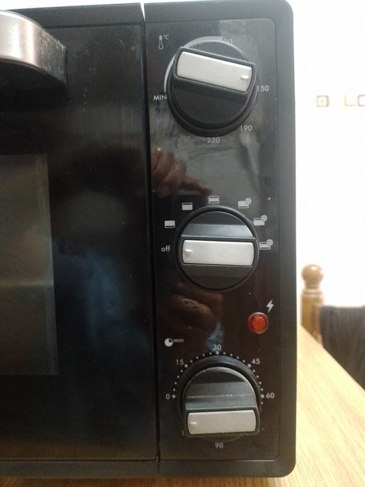 Forno eléctrico Tristar 2000W