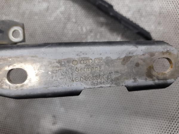 Dobradiça capot AUDI A6 (4B2, C5)