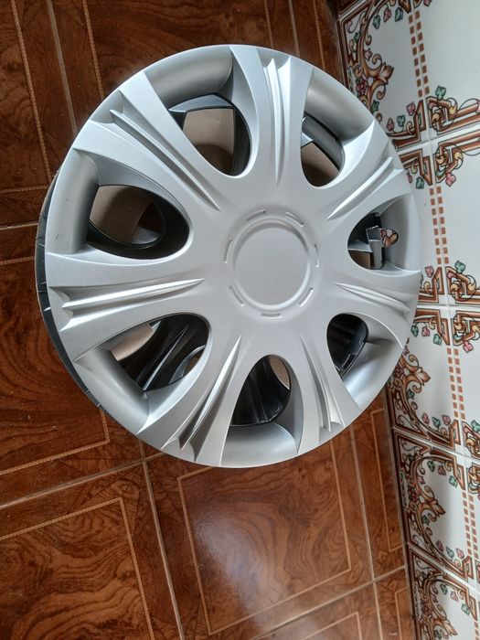 Tampões de jante novos 14 polegadas