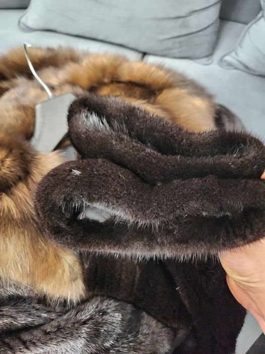 Продам шуби норкові