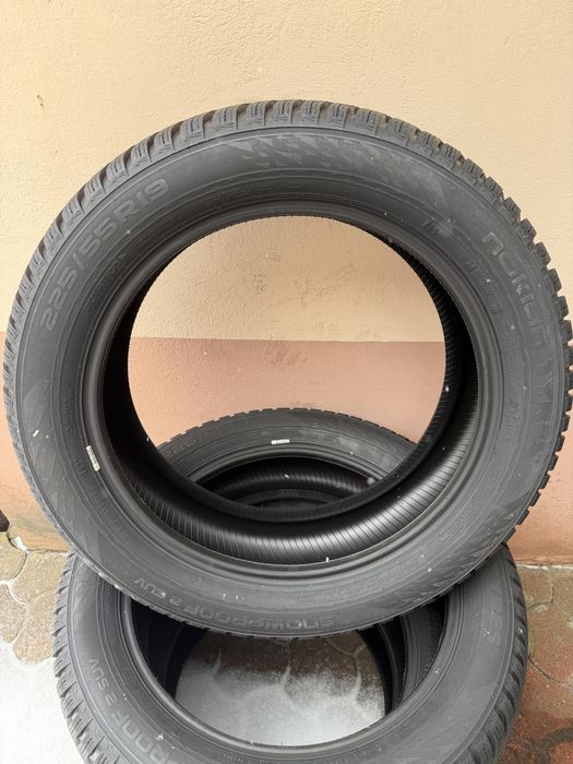 Opony zimowe 225/55 R19 Nokian NOWE