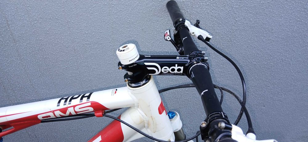 Bicicleta cube AMS Pro roda 26"