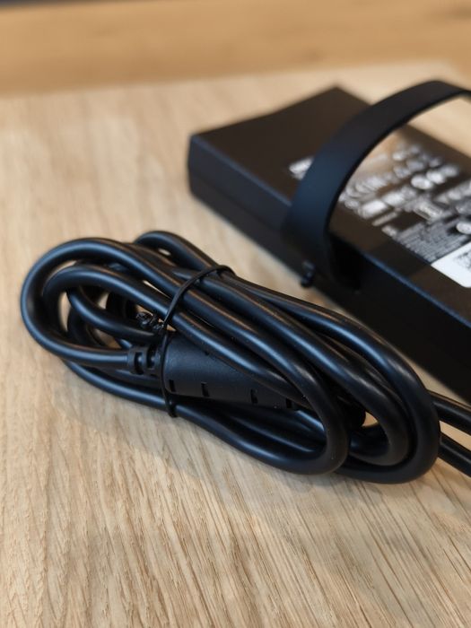 Zasilacz do Laptopa Dell 130 w nowy