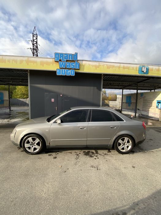 Audi A4B6 2003 2.5TDI Автомат