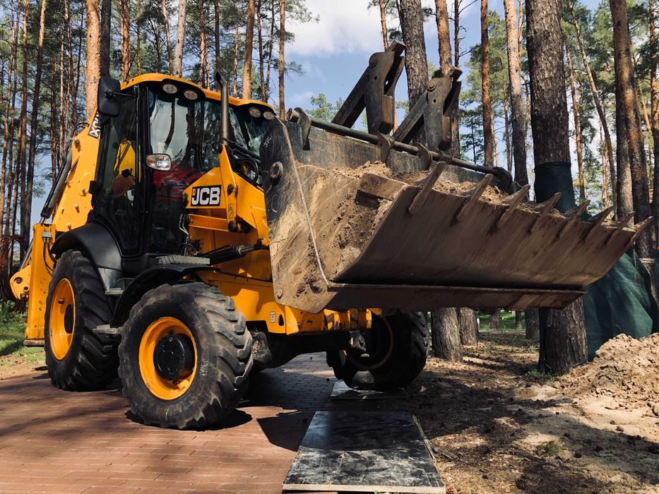 Послуги екскаватора-навантажувача JCB 3CX SiteMaster 1392 грн/год