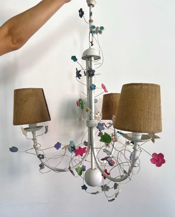 candeeiro de tecto com 3 lampadas