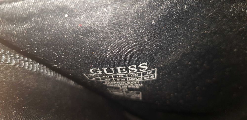 Kozaki GUESS 39 za kolano