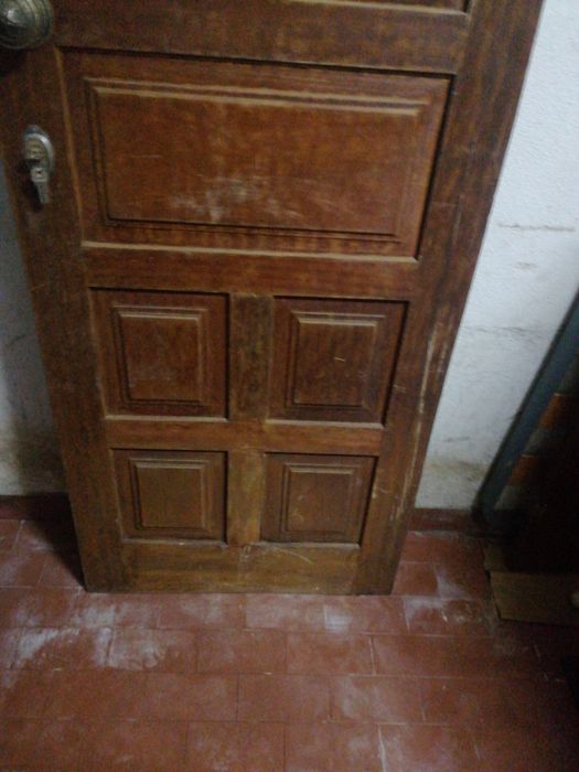 Porta de entrada 2.00x0.75