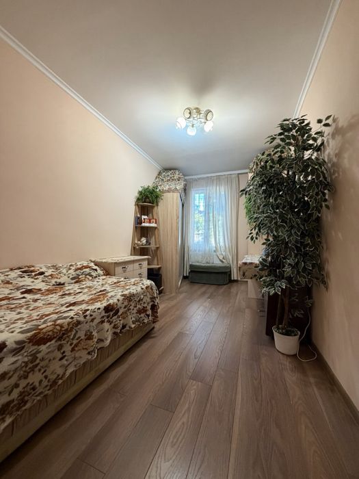 Продаж квартири  в парковій зоні