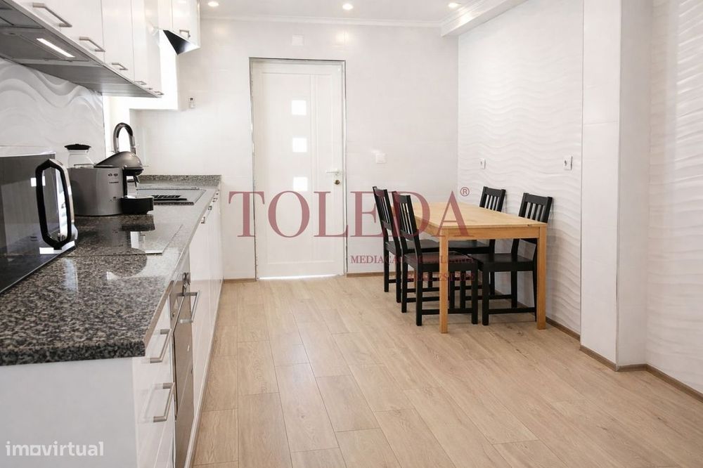Moradia Isolada T5 com lote de 850m2