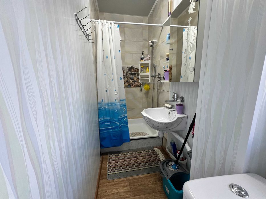 Будинок біля річки