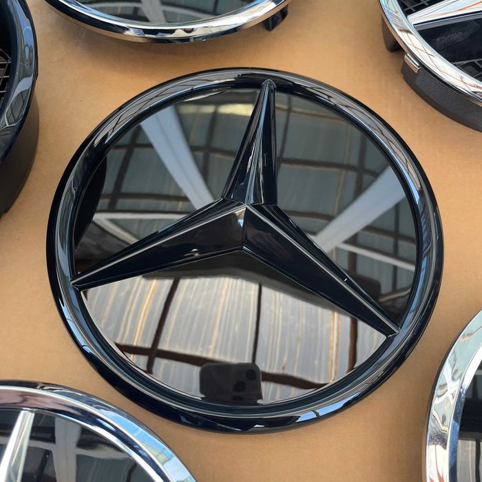 Значок емблема в решітку Mercedes Мерседес звезда W217W292C257X156W207
