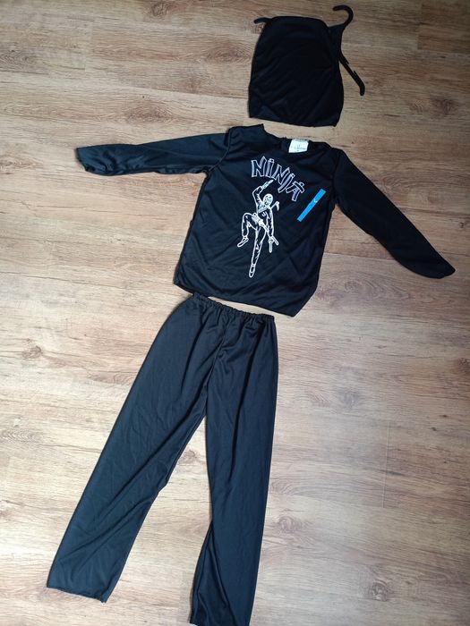 Strój karnawałowy Ninjago rozmiar 6-8 lat nowy bez metki