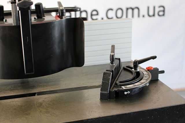 Фрезерний верстат станок по дереву Holzmann FS 160SOLID