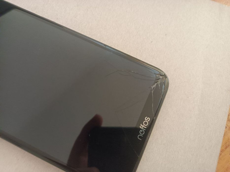 Смартфон Neffos x20