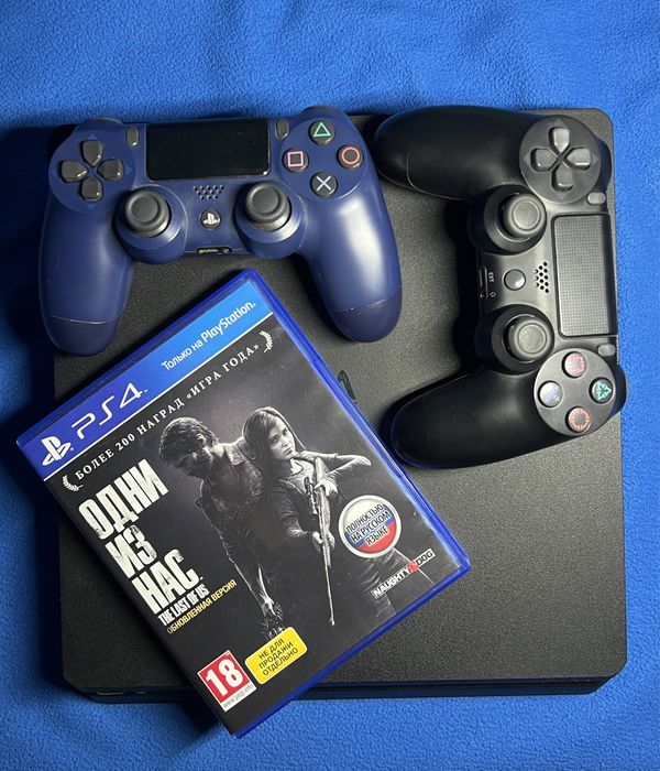 Playstation 4 Slim 500 gb + 2 геймпада + the last of us