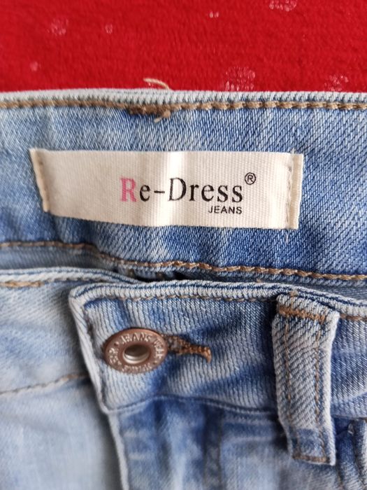 Nowe dżinsy redres
