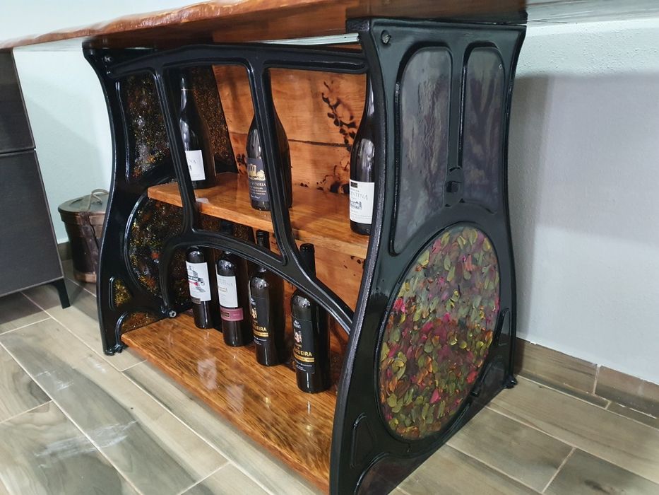 River Table : Mesa / Bar / Garrafeira