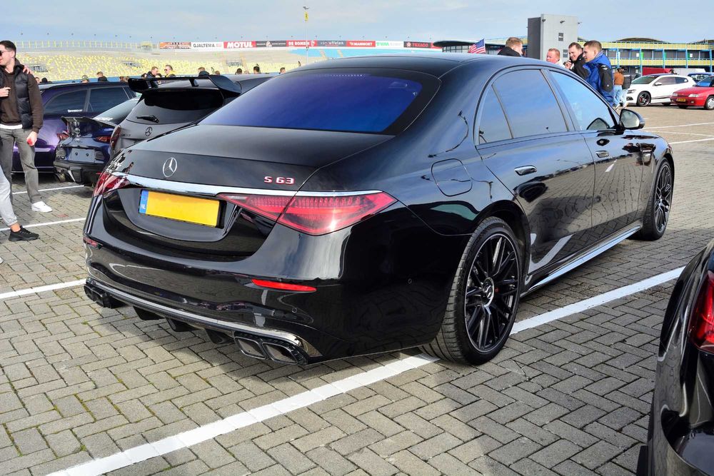 Обвес mercedes w223 amg63 передній бампер мерседес амг решотка дифузор